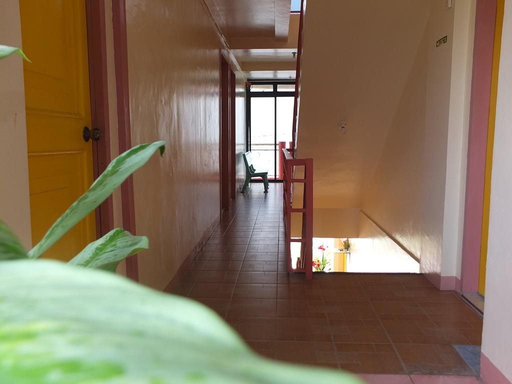 Constrell Pension House Tagbilaran Exterior foto