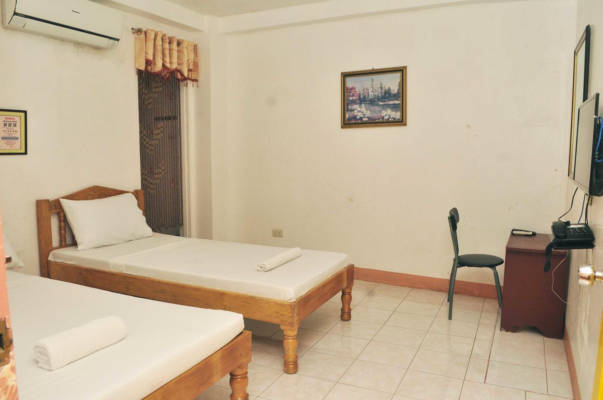 Constrell Pension House Tagbilaran Exterior foto