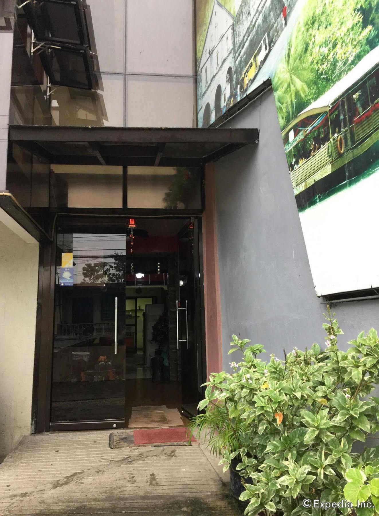 Constrell Pension House Tagbilaran Exterior foto